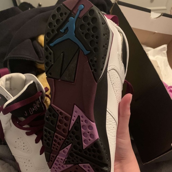Fuchsia glow berry Jordan 7’s - Picture 3 of 8